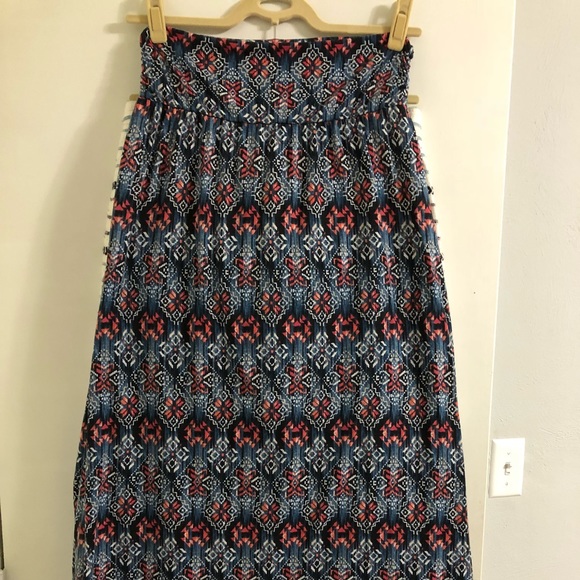 Aztec Print Maxi Skirt - Picture 3 of 5